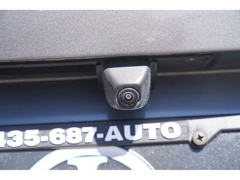 Used 2024 Ford Escape Platinum image 10