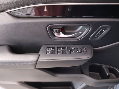 Certified 2023 Honda Pilot Touring image 23