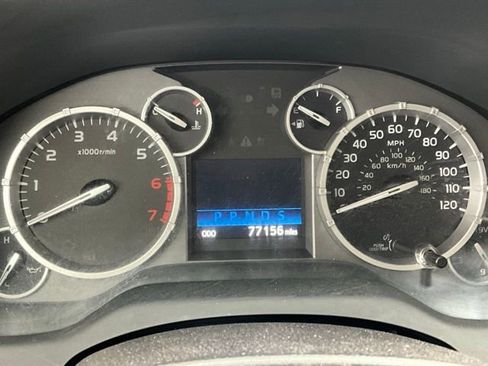 Used 2014 Toyota Tundra Limited image 9