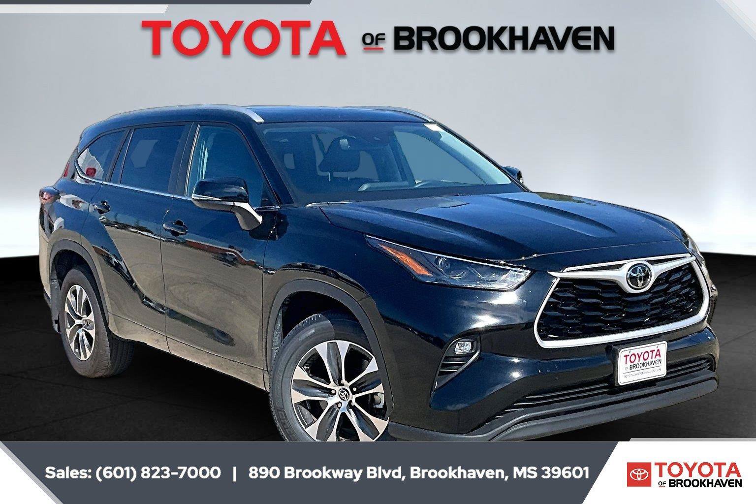 Used 2026 Toyota Highlander XLE AWD/4WD image 1