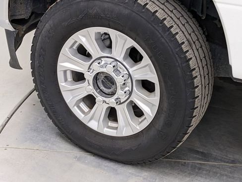 Certified 2022 Ford F350 XLT w/ FX4 Off-Road Package AWD/4WD image 4