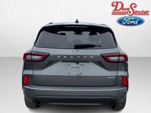 Used 2023 Ford Escape ST-Line w/ Tech Pack #1 AWD/4WD image 8