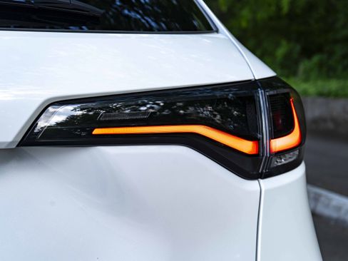 Used 2026 Honda HR-V LX image 13