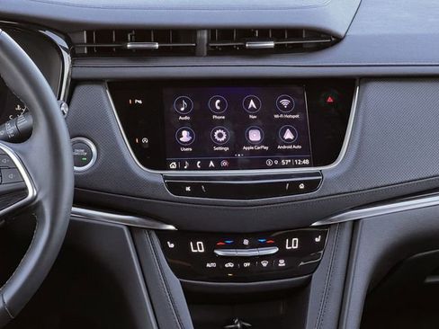 Certified 2025 Cadillac XT5 Premium Luxury image 18