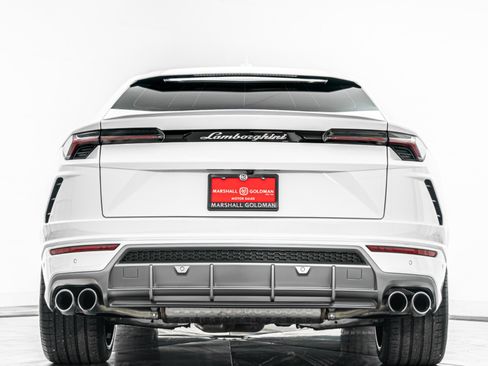 Used 2022 Lamborghini Urus AWD/4WD image 8