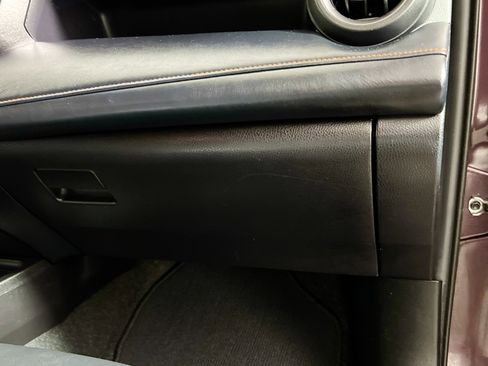 Used 2018 Toyota RAV4 SE w/ Power Extra Value Package image 35