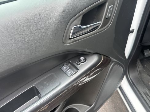 Used 2022 GMC Canyon Elevation image 16