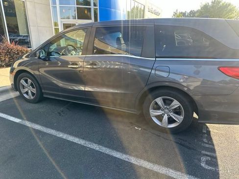 Used 2019 Honda Odyssey EX-L image 2