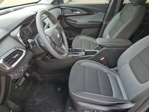 Used 2023 Chevrolet TrailBlazer LT image 17