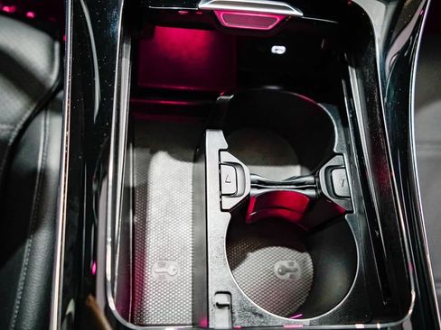 Used 2023 Mercedes-Benz C 300 Sedan image 22