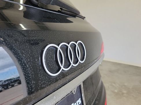 Used 2025 Audi Q7 3.0T Premium Plus AWD/4WD image 9