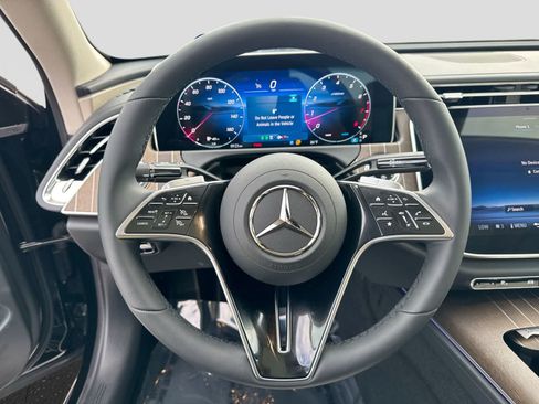 Used 2026 Mercedes-Benz E 350 Sedan image 21