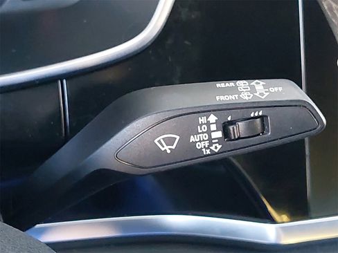 Used 2022 Audi Q3 2.0T Premium Plus w/ Premium Plus Package image 20