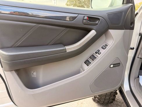 Used 2008 Toyota 4Runner Limited image 13