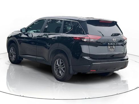 Used 2024 Nissan Rogue S AWD/4WD image 3