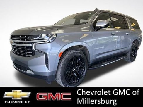 Used 2021 Chevrolet Suburban LT AWD/4WD image 4