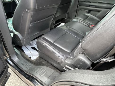 Used 2013 Ford Explorer XLT AWD/4WD image 9
