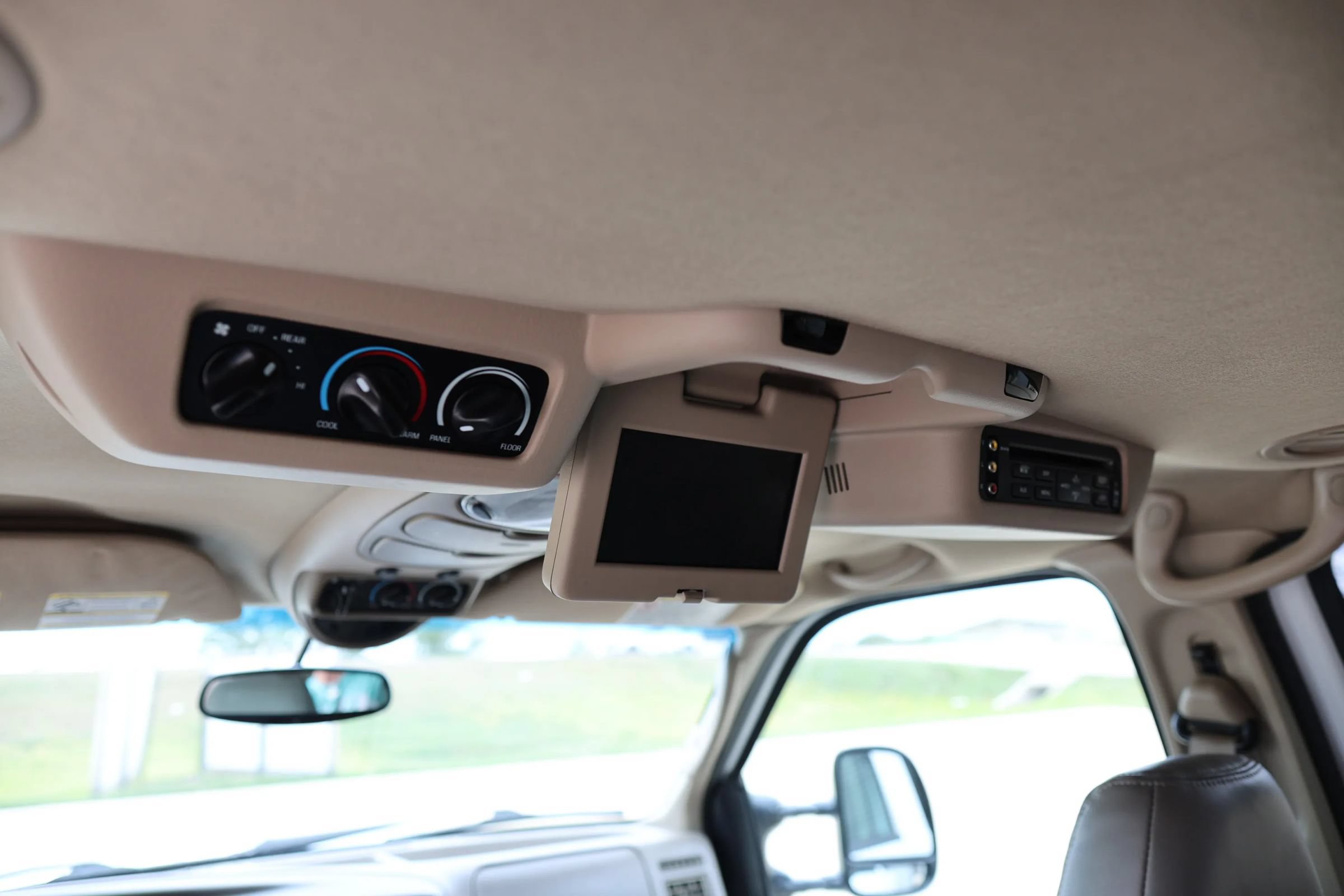 Used 2004 Ford Excursion Eddie Bauer AWD/4WD image 40