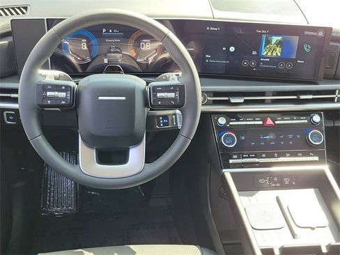 New 2025 Hyundai Santa Fe XRT image 4