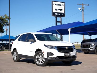 Used 2024 Chevrolet Equinox LS w/ LS Convenience Package