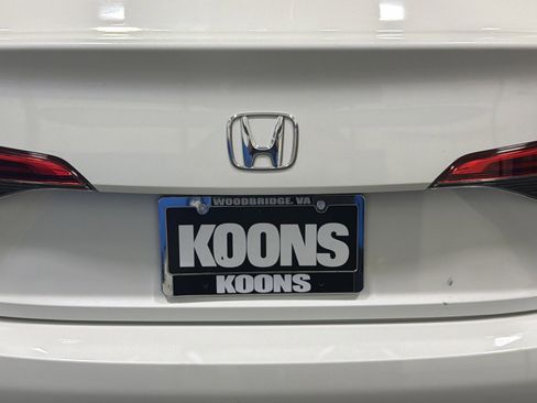 Used 2024 Honda Civic Sport image 18