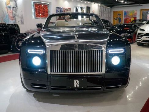 Used 2008 Rolls-Royce Phantom Drophead Coupe RWD image 2