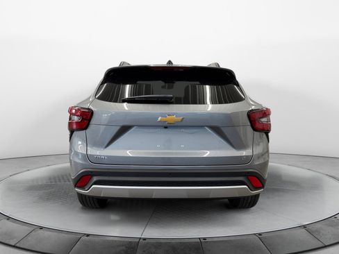 New 2026 Chevrolet Trax LT FWD image 6