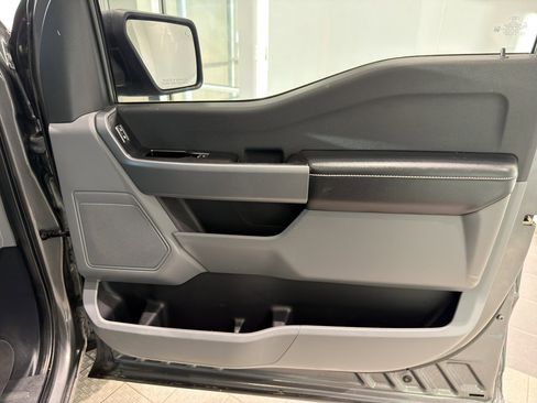 Used 2021 Ford F150 XLT image 26