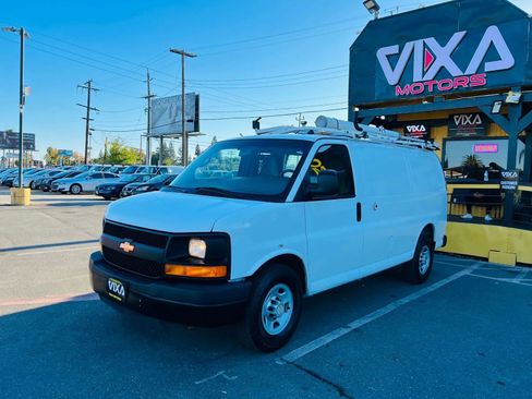 Used 2013 Chevrolet Express 2500 image 1