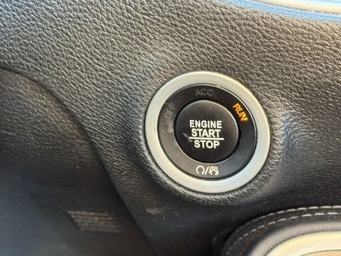 Used 2022 Dodge Challenger SXT w/ Blacktop Package image 17