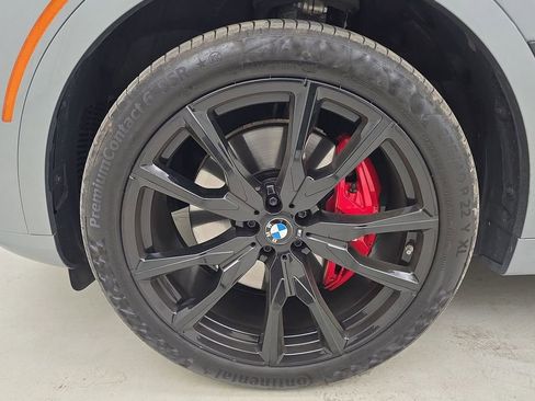Certified 2024 BMW X7 M60i w/ Executive Package AWD/4WD image 11