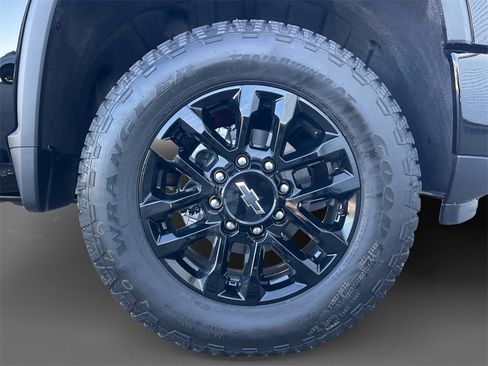 New 2026 Chevrolet Silverado 2500 Custom w/ Custom Value Package image 16