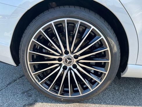 New 2026 Mercedes-Benz C 300 4MATIC Sedan image 18