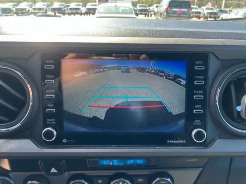 Used 2023 Toyota Tacoma TRD Off-Road image 16