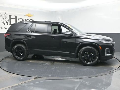 Used 2023 Chevrolet Traverse LT image 49