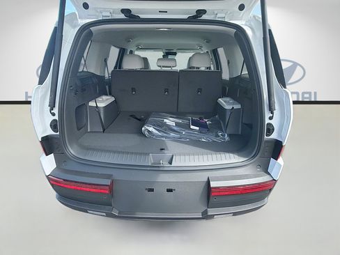 New 2026 Hyundai Santa Fe SE FWD image 18