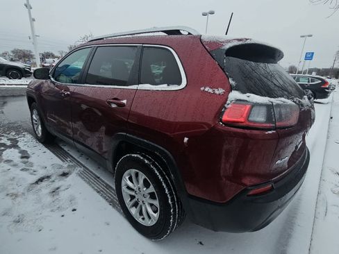Used 2019 Jeep Cherokee Latitude w/ Cold Weather Group image 4