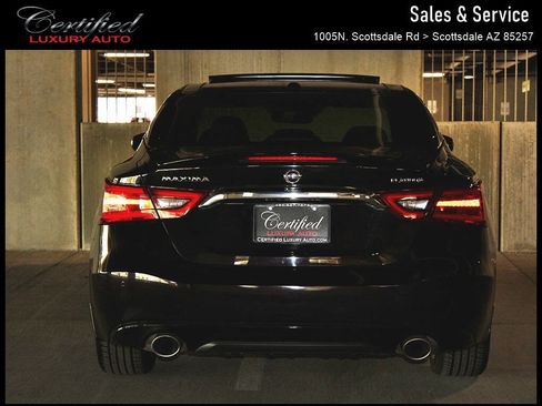 Used 2016 Nissan Maxima Platinum w/ Interior Lighting Package image 7