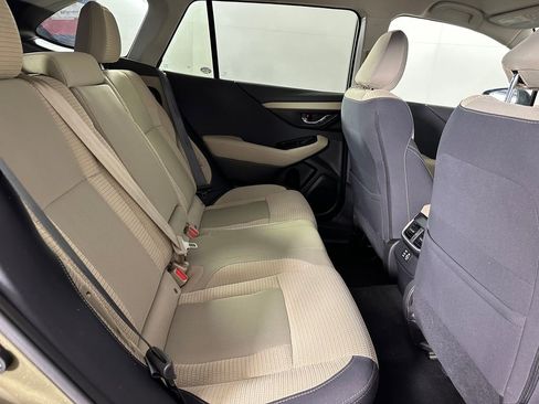 Used 2024 Subaru Outback Premium AWD/4WD image 28