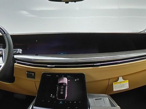 New 2025 Cadillac Escalade IQ Sport 2 w/ LPO, ONYX Package image 10