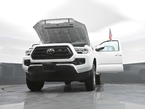 Used 2022 Toyota Tacoma SR image 47