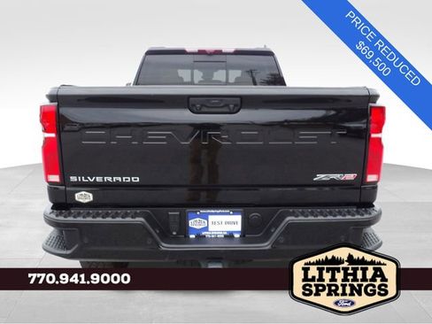 Used 2024 Chevrolet Silverado 2500 ZR2 w/ Technology Package image 6