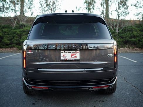 Used 2022 Land Rover Range Rover Long Wheelbase First Edition image 9