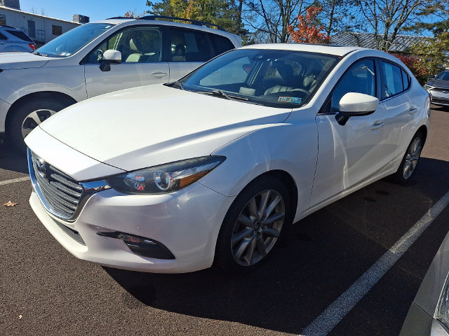 Used 2017 MAZDA MAZDA3 Touring w/ Popular Equipment Package FWD image 2