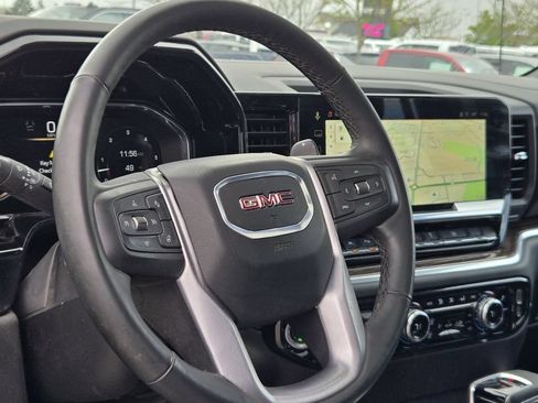 Used 2025 GMC Sierra 1500 Elevation w/ Elevation Premium Package AWD/4WD image 3