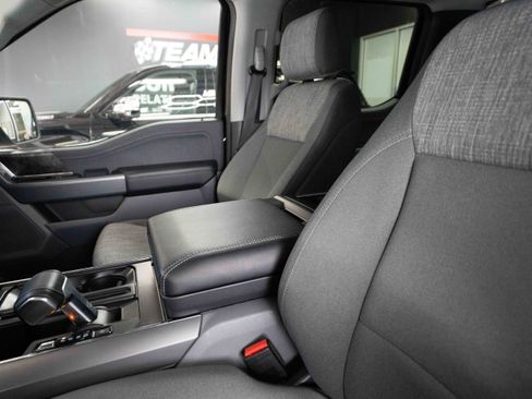 Used 2023 Ford F150 Lightning XLT image 10