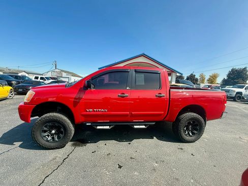 Used 2010 Nissan Titan SE w/ SE Value Truck Pkg AWD/4WD image 2