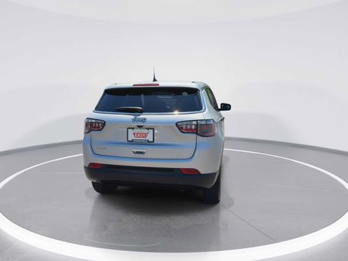 Used 2025 Jeep Compass Sport AWD/4WD image 7