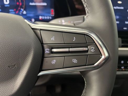 New 2026 Chevrolet Equinox LT w/ Convenience Package II image 16