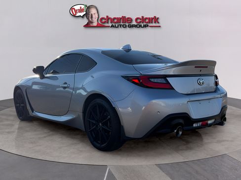 Used 2025 Toyota GR86 Premium RWD image 3